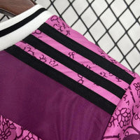 Real Madrid Special/Sondertrikot Rosa 2024/2025