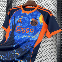 Ajax x Van Gogh Specialtrikot 25/26