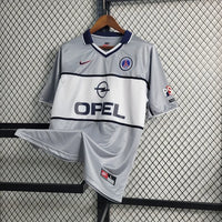 Paris Retro Trikot 2000