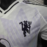 Manchester United Auswärtstrikot 2025/2026