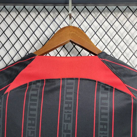 Liverpool Special/Sondertrikot Lebron James 2023